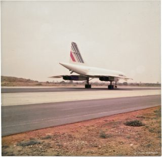 Concorde taxiing after landing, it just overtake my parents. Concorde taxiing after landing, it just overtake my parents.